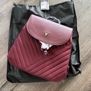 🦋 Vanessa Williams quilted backpack burgundy